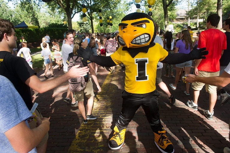 Herky hamming it up for the crowd.