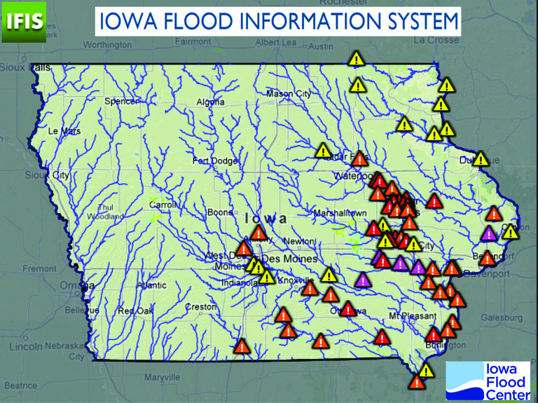 map of Iowa showing flood warnings