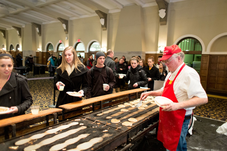 Flippin&#039; for finals: pancakes for students during finals week