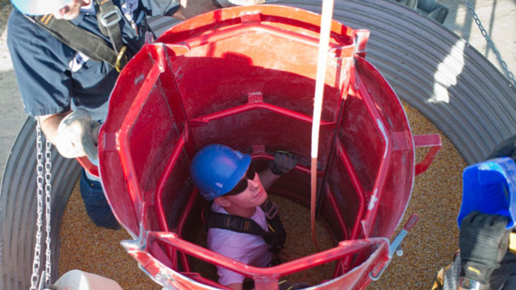 Panels displace grain pressure during an entrapment rescue. 
