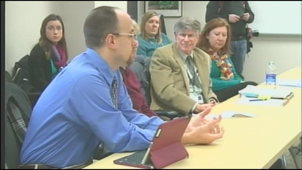 John Hosp participates in roundtable discussion on mental health care in Iowa