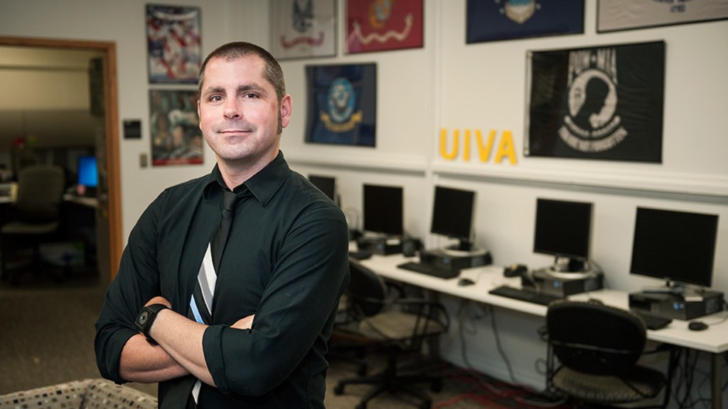Allen Roberts in the newly-remodeled Military and Student Veteran Services office at the UI