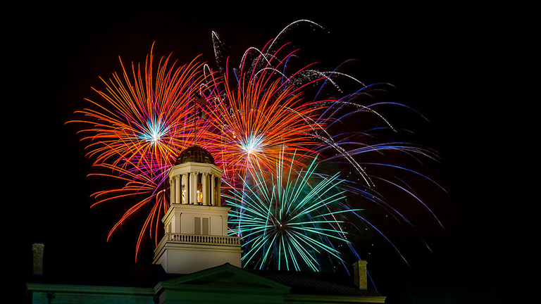 "Independence Day Fireworks," also by Chenzhe Zhu, received honorable mention for the international student contest. It was Zhu’s fourth year in the U.S. but his first time watching the Independence Day fireworks over the Old Capitol in Iowa City.