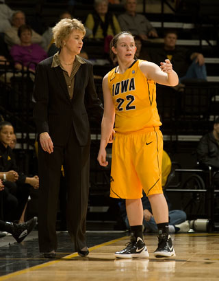 Lisa Bluder coaching during a game