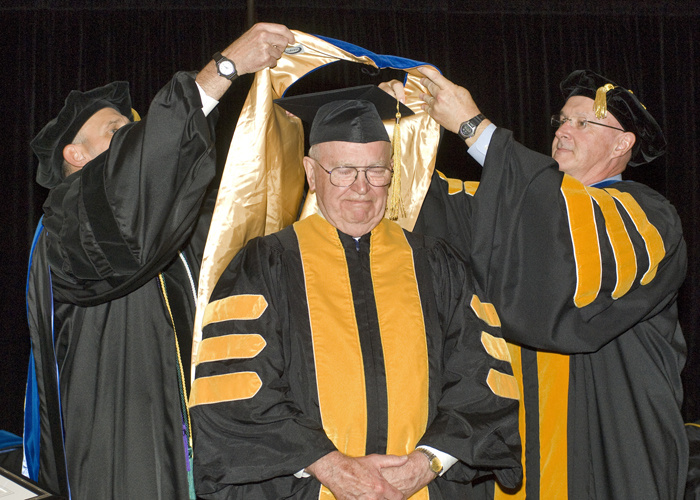 Robert Osterhaus receives honorary degree