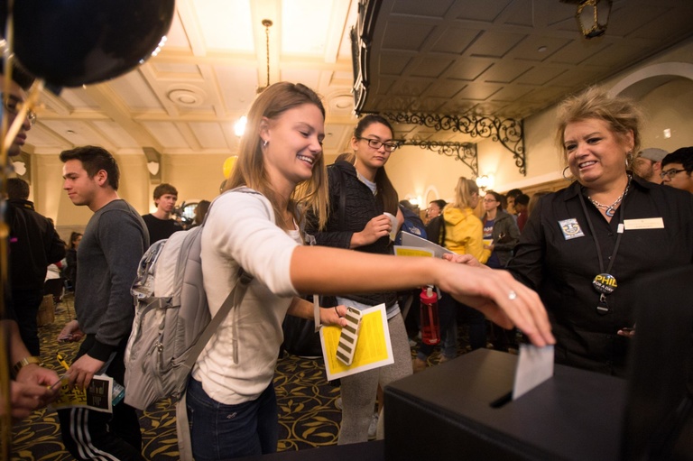 Of the 667 students who were given $10 to donate (or not) at the event, 97 percent chose to became "Phil for a Day." They eagerly "paid it forward," giving the money back to support their favorite UI programs.