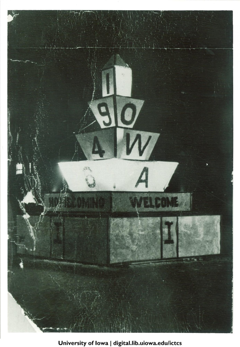 corn monument 1946
