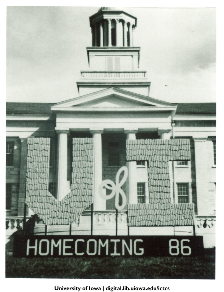corn monument 1986
