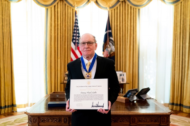 dan gable at white house podium