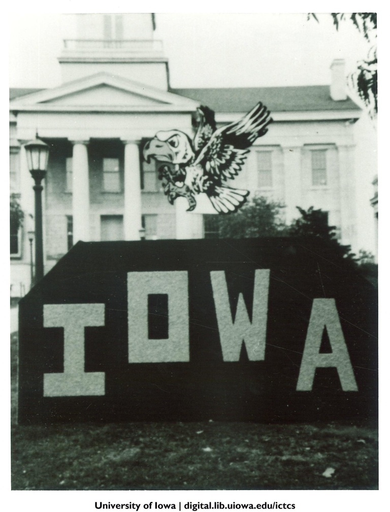 corn monument 1991