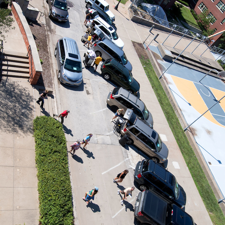 scenes from 2016 move-in