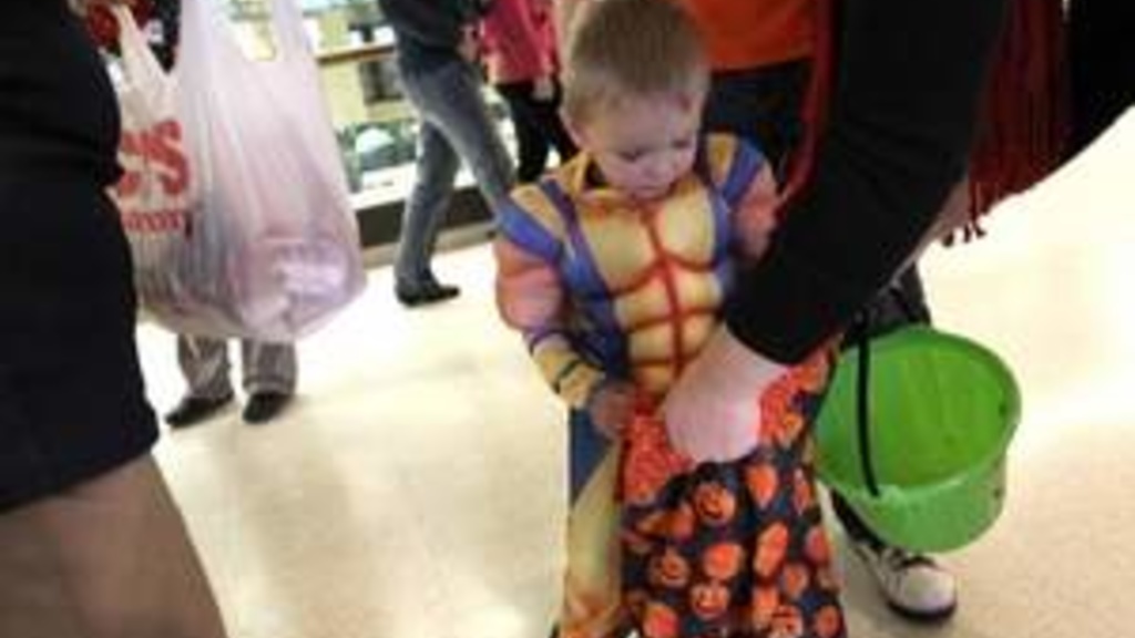 a child trick-or-treating