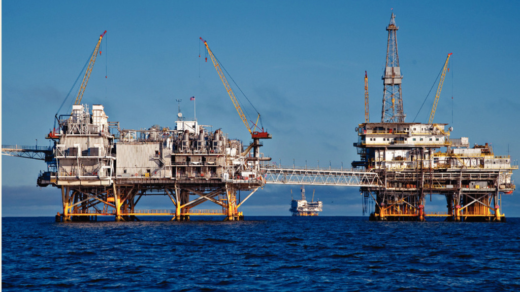 A photo of an offshore oil drilling rig