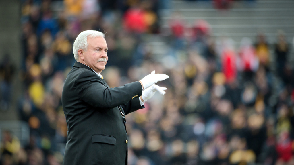 Kevin Kastens at the Ohio State game, which Iowa won 55-24