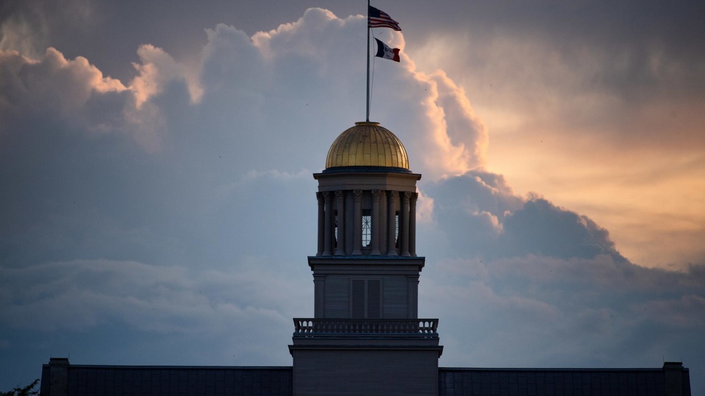 old capitol with cloud