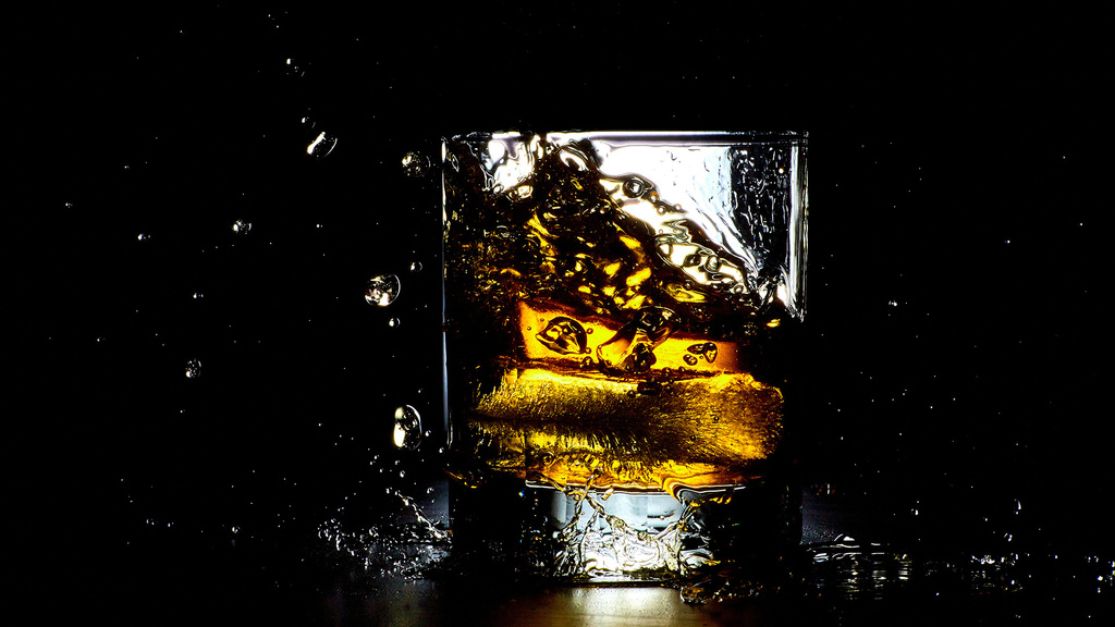 glass containing alcoholic drink